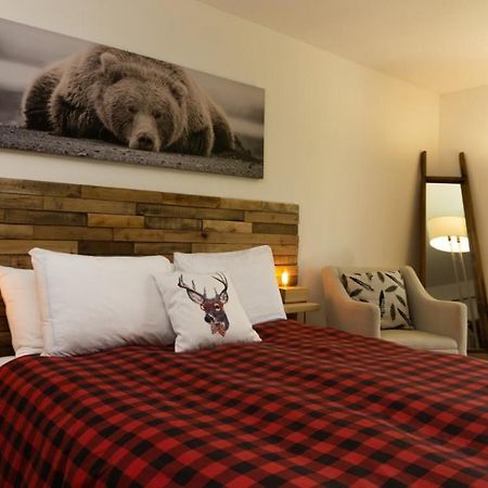 Condo Hotel Au Pied Du Mont Orford 외부 사진