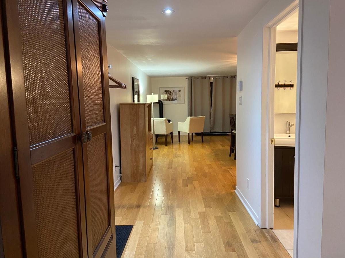 Condo Hotel Au Pied Du Mont Orford 외부 사진