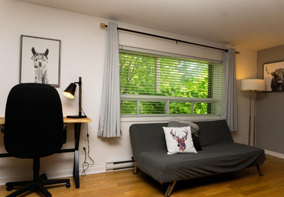 Condo Hotel Au Pied Du Mont Orford 외부 사진