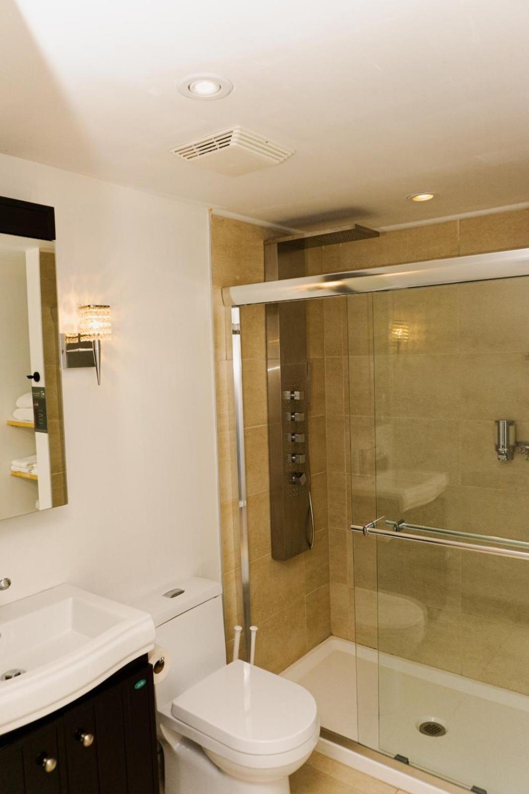 Condo Hotel Au Pied Du Mont Orford 객실 사진